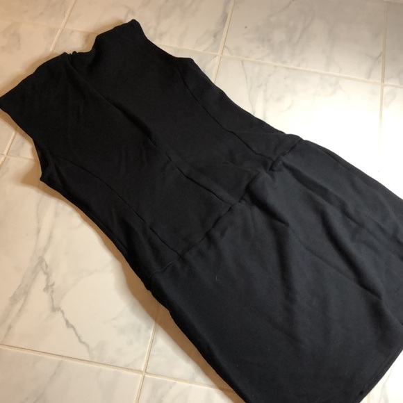Benetton black tank dress. Side zip. - Picture 6 of 8